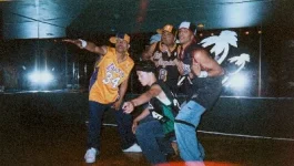freeze&dancers.webp