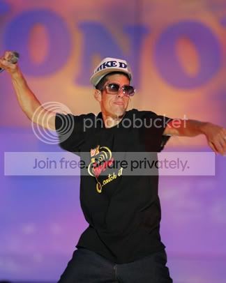 vh1awardsoct30651.jpg